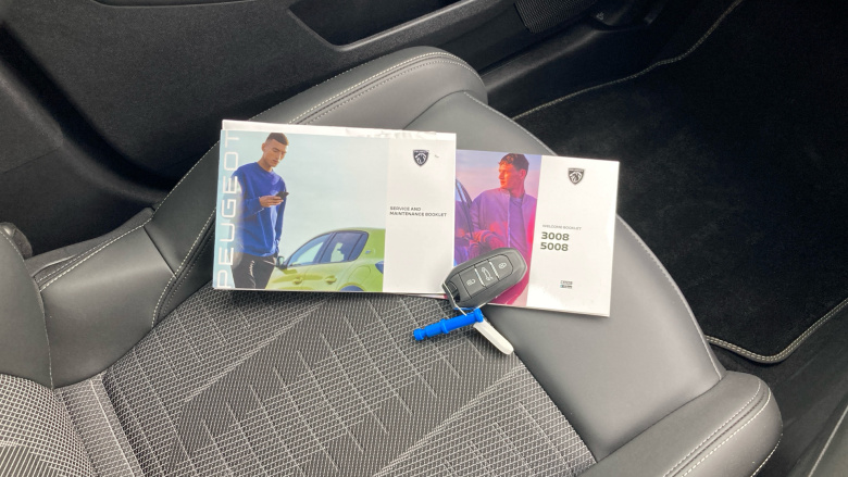 Peugeot 5008 1.2 Hybrid 136 GT 5dr e-DSC6 Petrol Estate